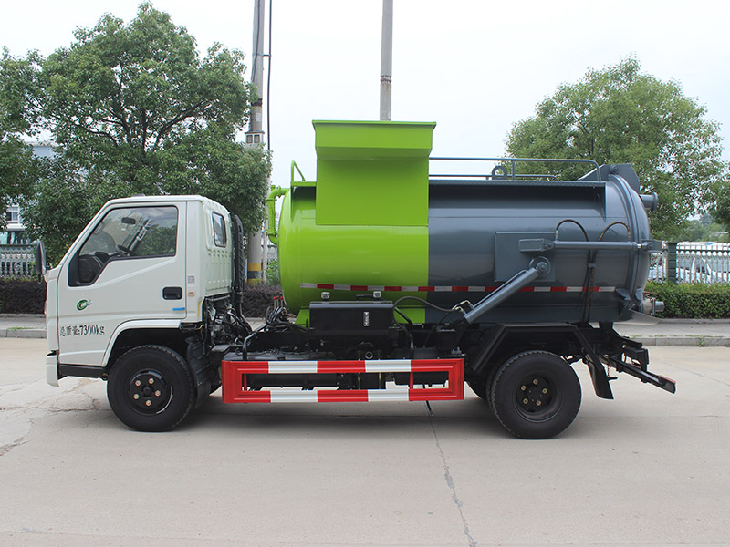 潤知星牌SCS5071TCAJX6型餐廚垃圾車