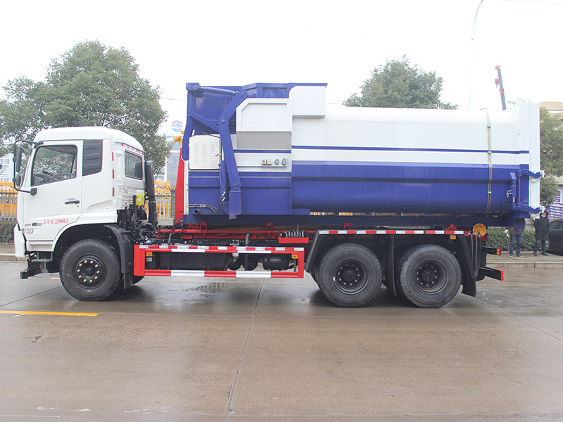 東風天錦后八輪鉤臂車SCS5252ZXXDFH6車廂可卸式垃圾車