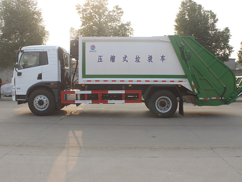 SCS5183ZYSCA6壓縮式垃圾車(chē)