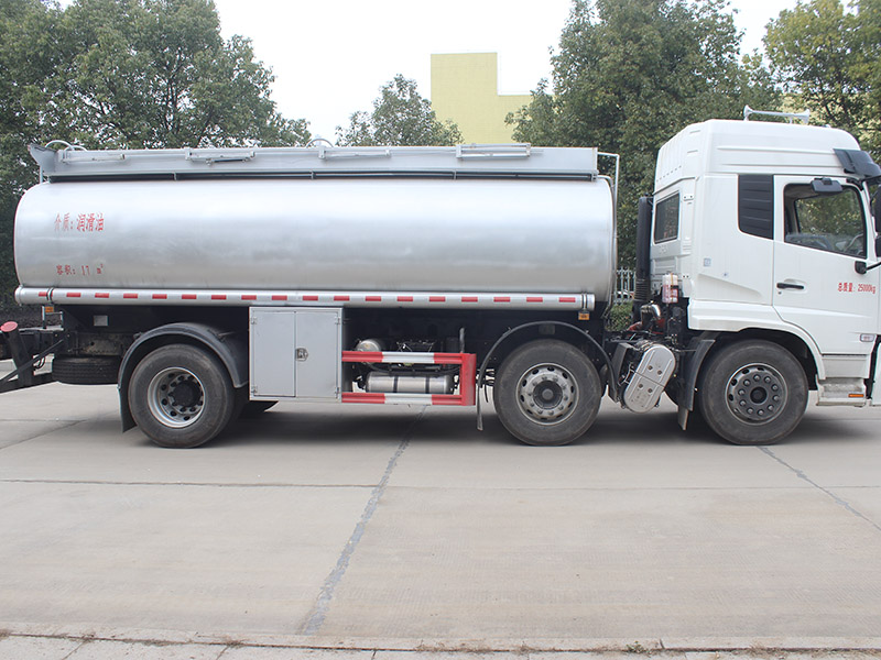 東風(fēng)專底17立方SCS5250GPGDFV6普通液體運(yùn)輸車