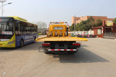 潤知星牌SCS5120TQZEQ6型清障車