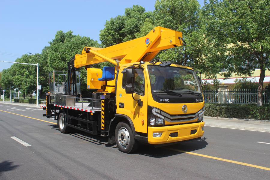 潤知星牌SCS5110JGKEQ6型高空作業(yè)車