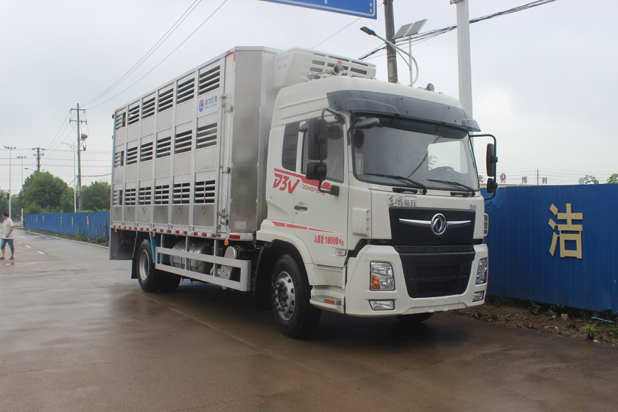 潤知星牌SCS5181CCQDFV6型畜禽運(yùn)輸車