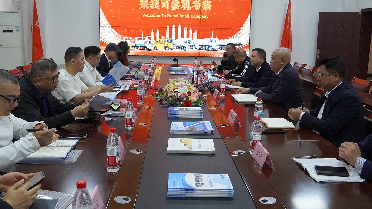 知名外貿(mào)公司來潤力訪問，深入交流合作共贏！